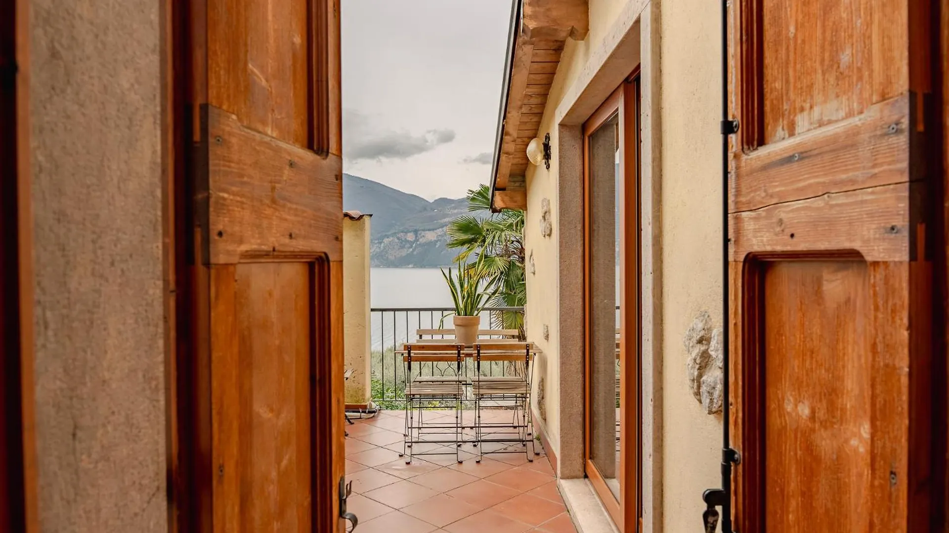 Villa Valya By Gardadoma Brenzone sul Garda İtalya